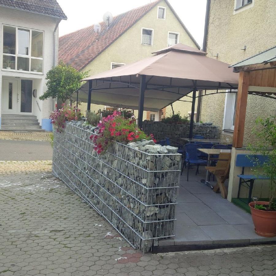 Gasthof Zum Burgkrug Leuchtenberg Экстерьер фото